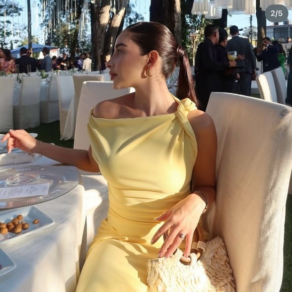 Zara Yellow Maxi Dress - Picture 2 of 14